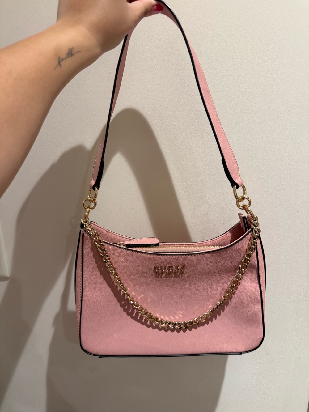 Guess bag - Picture 1 of 2